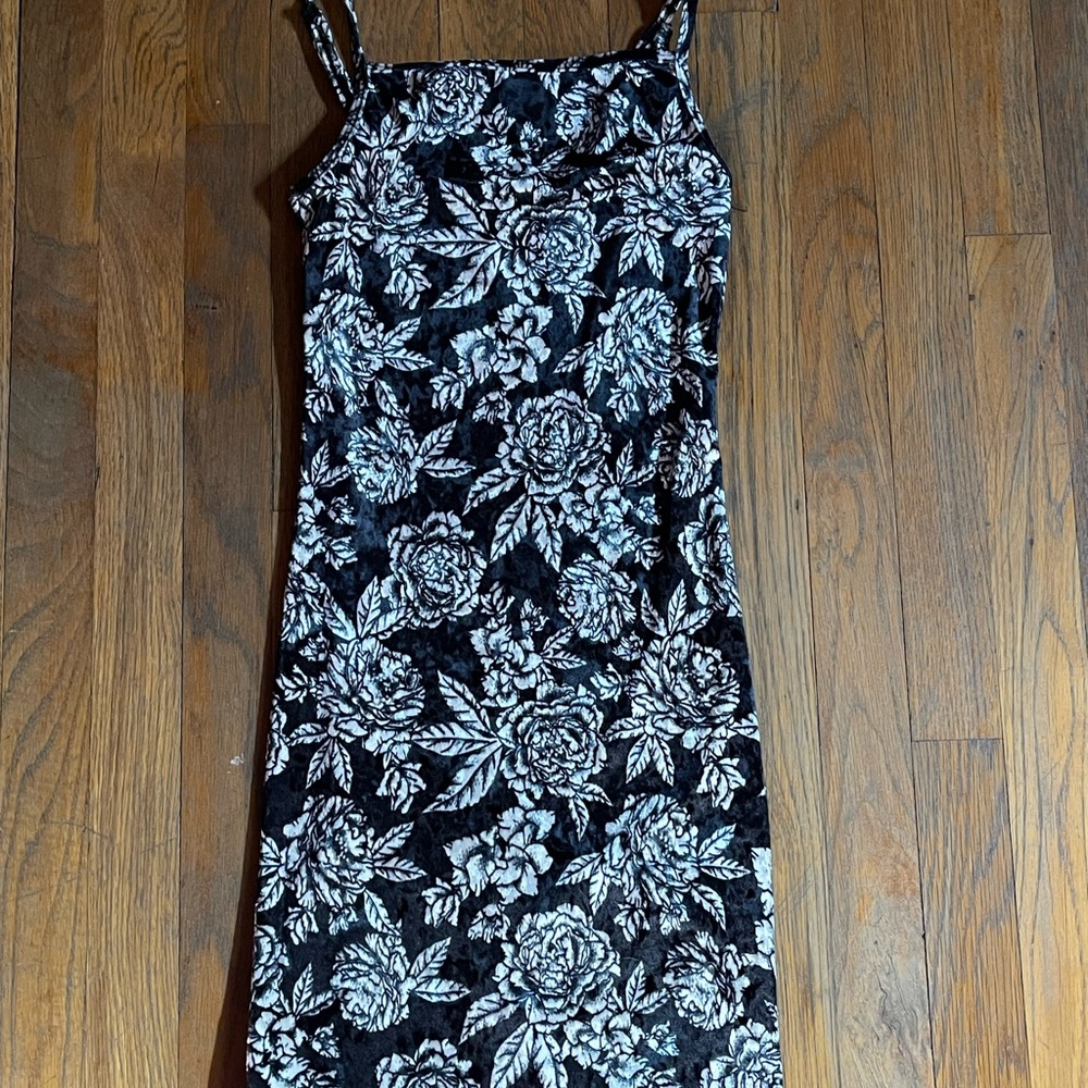 billabong bodycon velvet dress